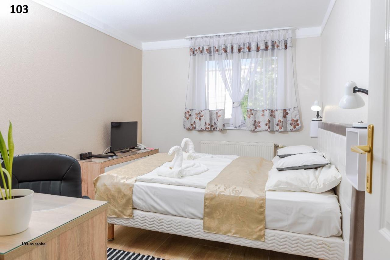 Hotel Zenubia Hajdúszoboszló Zewnętrze zdjęcie