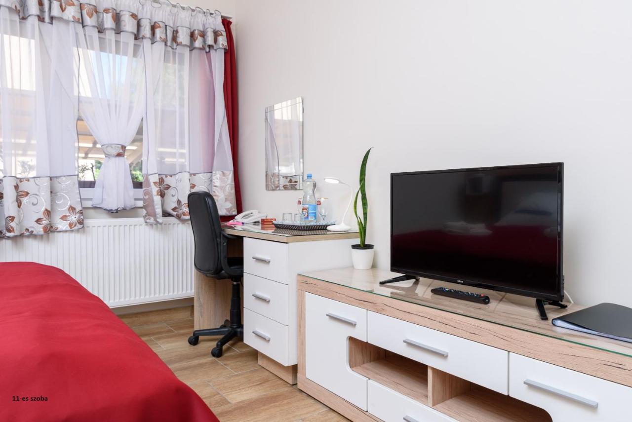 Hotel Zenubia Hajdúszoboszló Zewnętrze zdjęcie