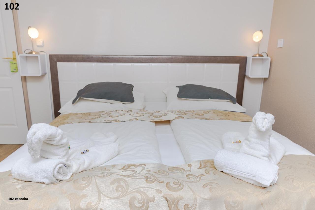 Hotel Zenubia Hajdúszoboszló Zewnętrze zdjęcie