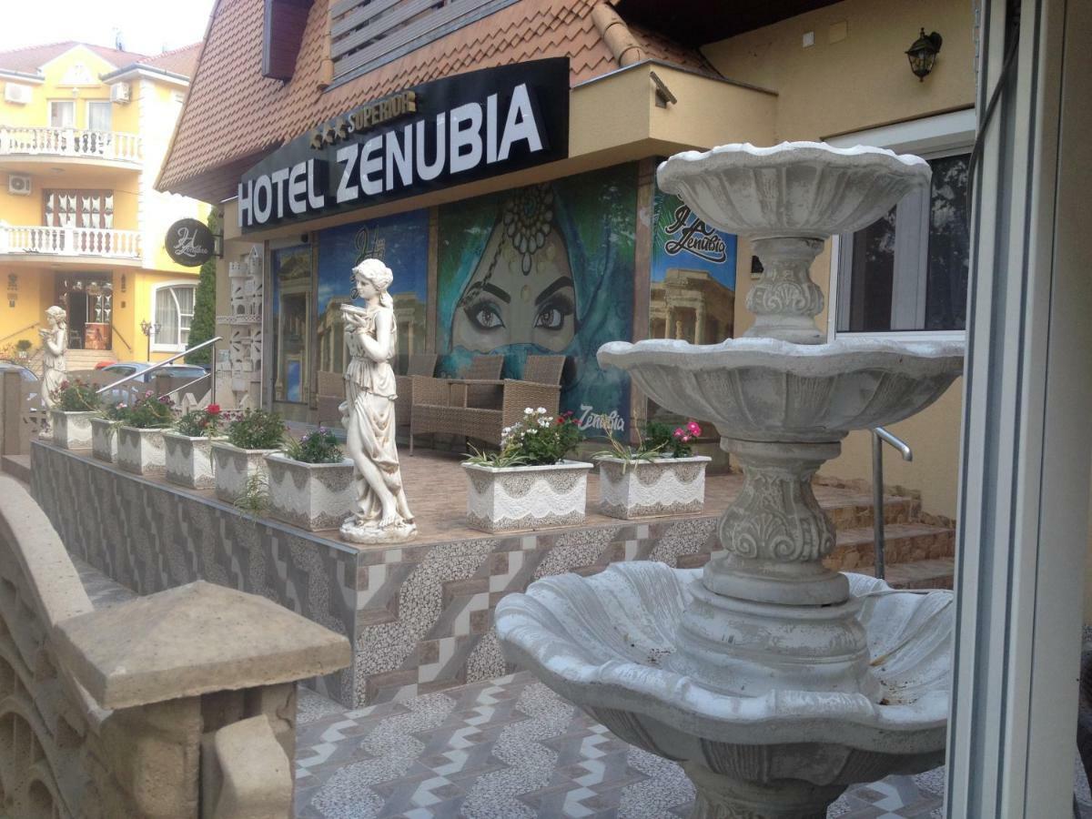 Hotel Zenubia Hajdúszoboszló Zewnętrze zdjęcie