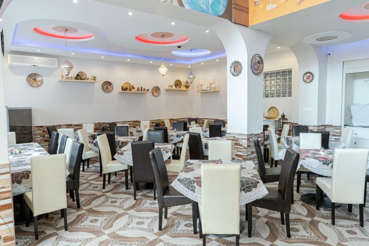 Hotel Zenubia Hajdúszoboszló Zewnętrze zdjęcie